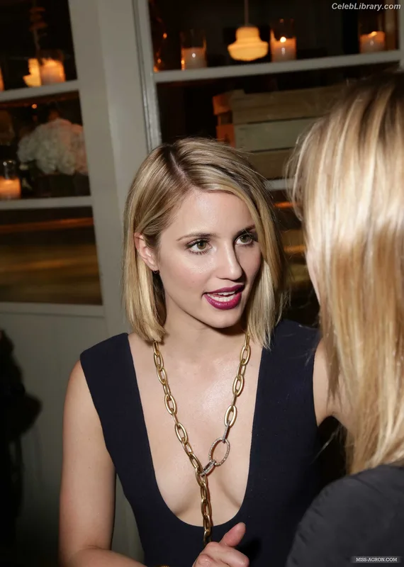 Dianna Agron photo 3 of 210
