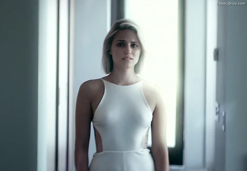 Dianna Agron photo 18 of 210