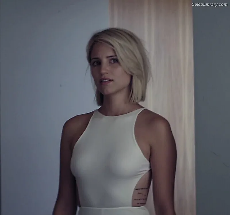 Dianna Agron photo 23 of 210