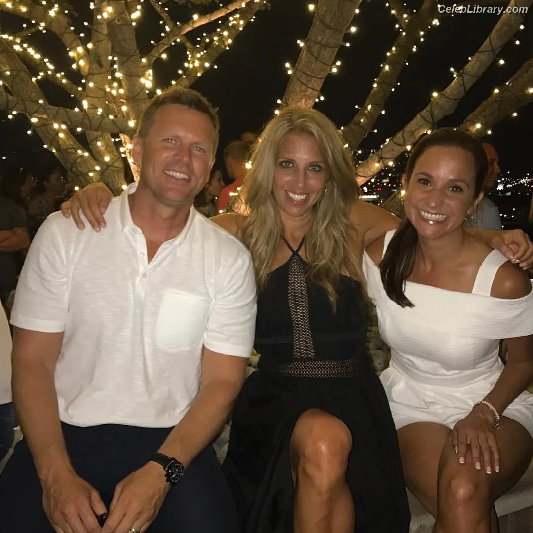 Dianna Russini photo 4 of 392
