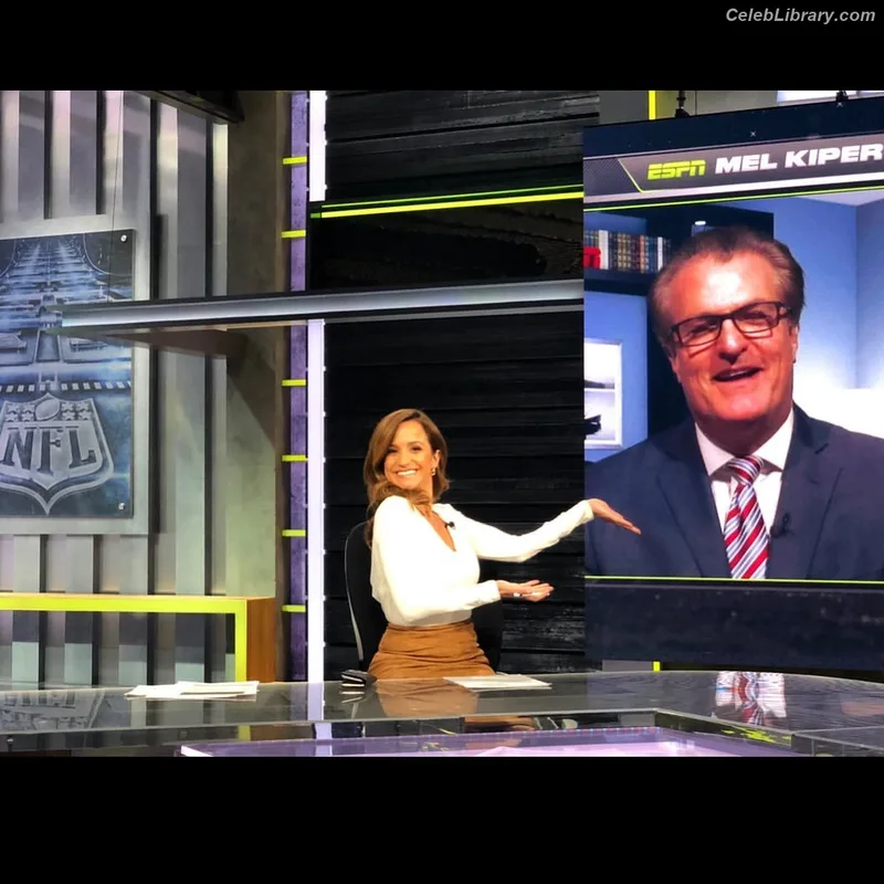 Dianna Russini photo 24 of 393