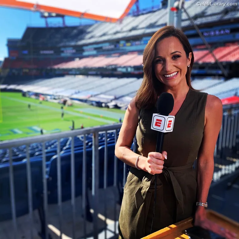 Dianna Russini photo 6 of 393