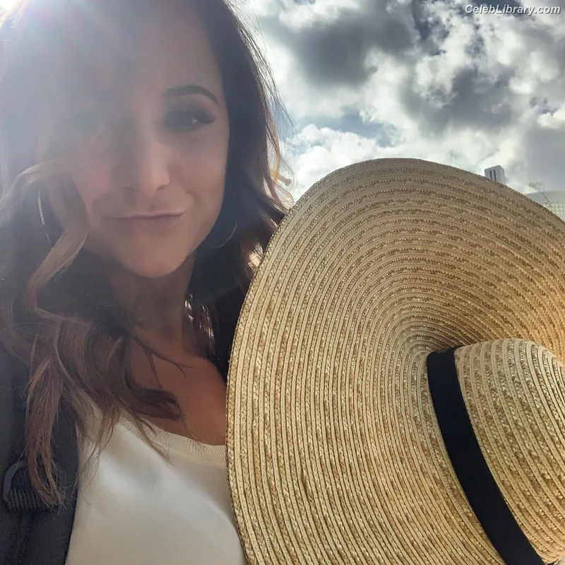 Dianna Russini photo 17 of 393