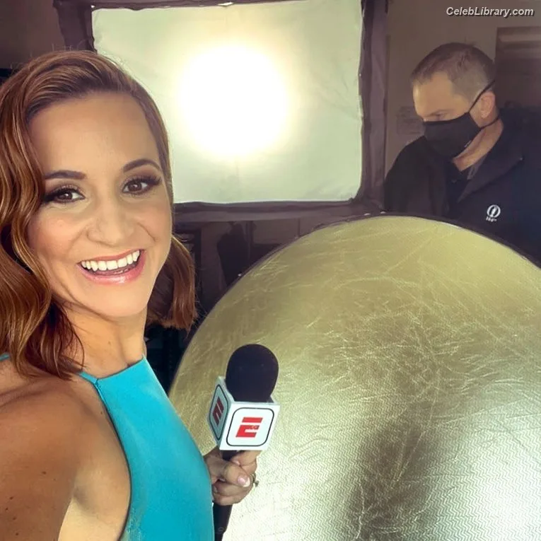 Dianna Russini photo 1 of 393