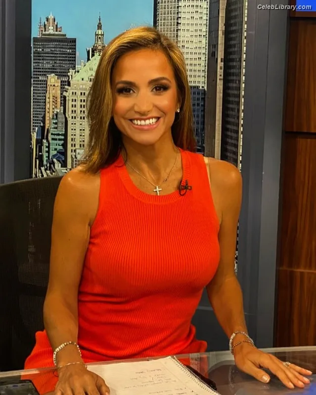 Dianna Russini photo 12 of 393