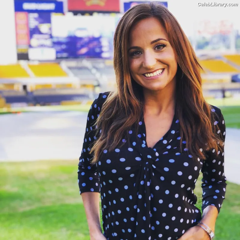 Dianna Russini photo 5 of 393