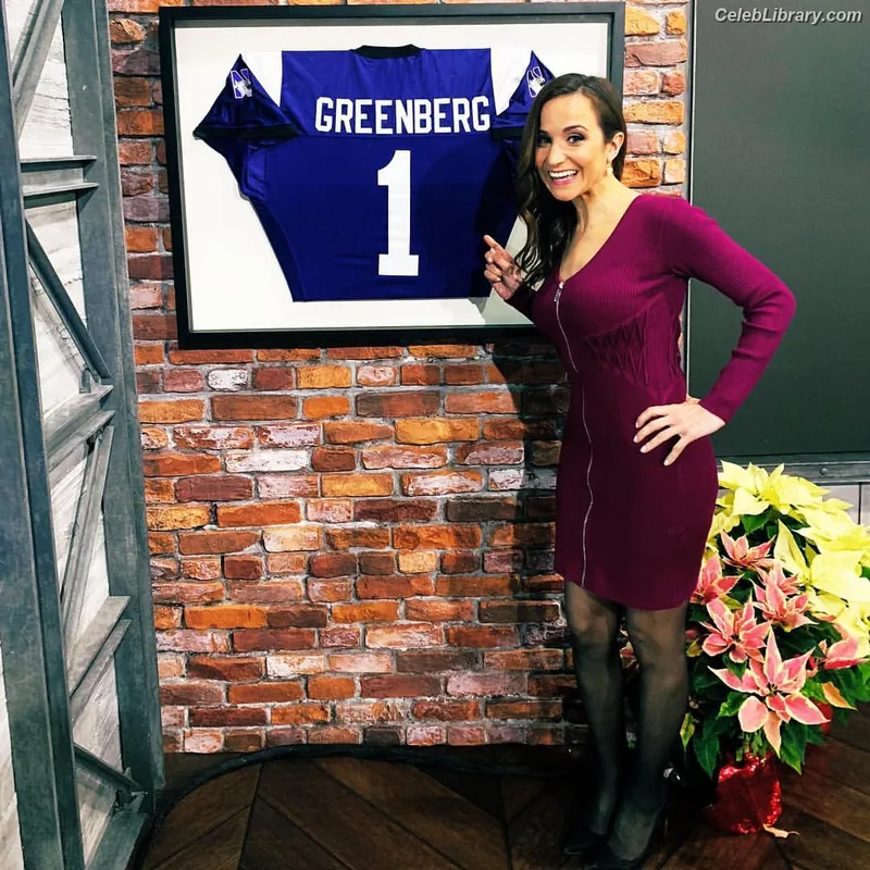 Dianna Russini photo 5 of 393
