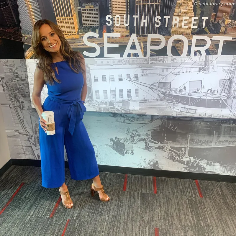 Dianna Russini photo 6 of 393
