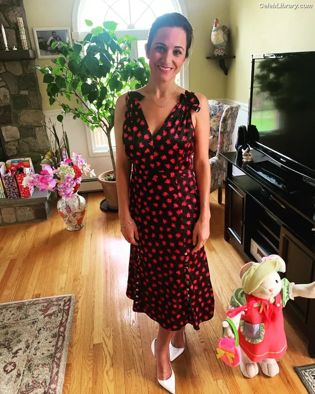 Dianna Russini photo 11 of 393