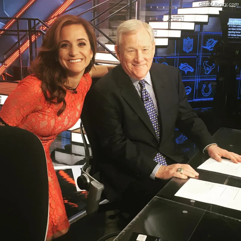 Dianna Russini photo 5 of 393