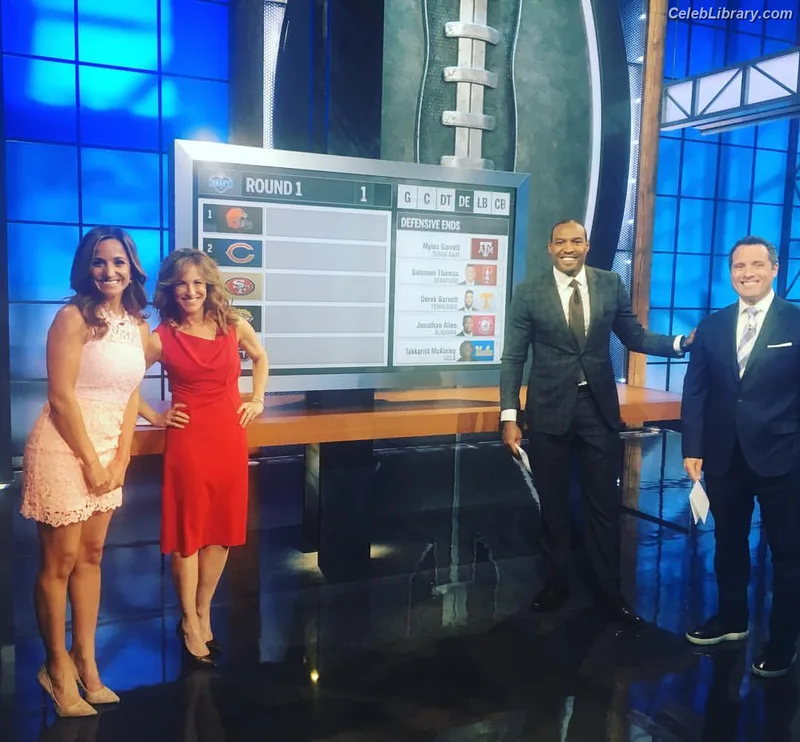 Dianna Russini photo 17 of 393