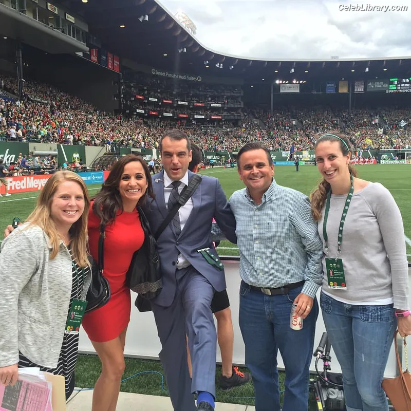 Dianna Russini photo 12 of 393