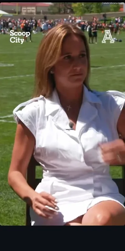 Dianna Russini photo 20 of 393