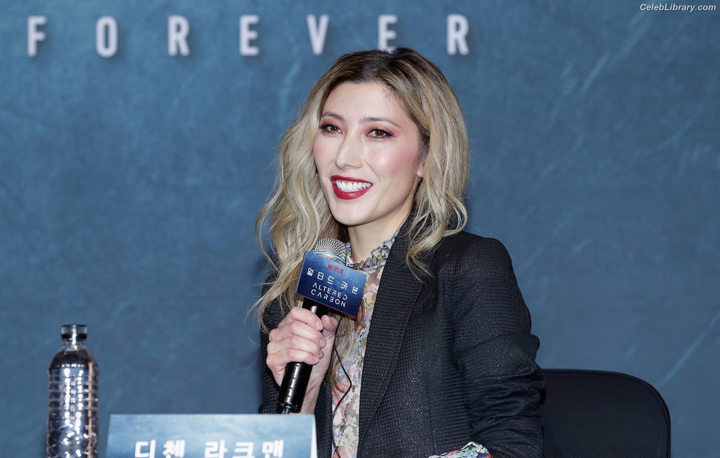 Dichen Lachman photo 10 of 139