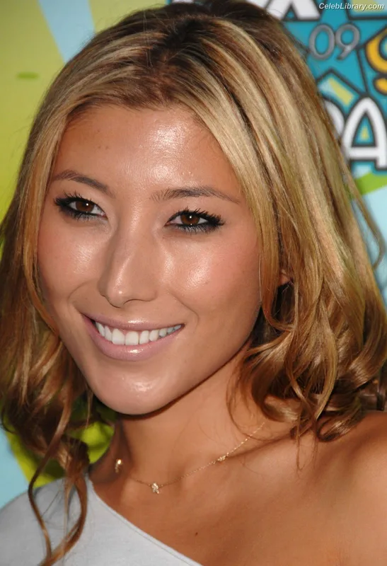 Dichen Lachman photo 5 of 139