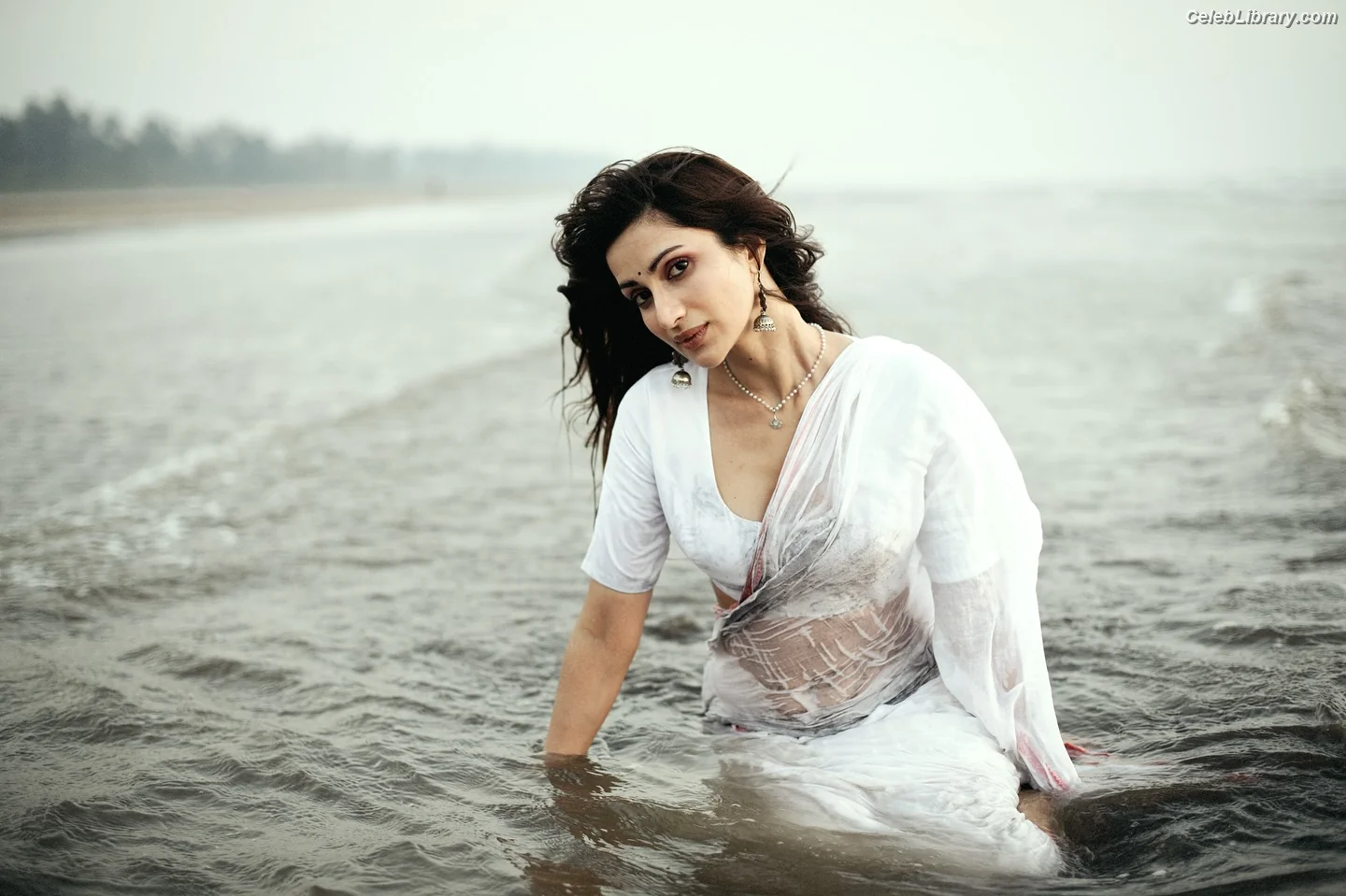 Diksha J Singh photo 8 of 165