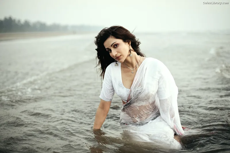 Diksha J Singh photo 8 of 166