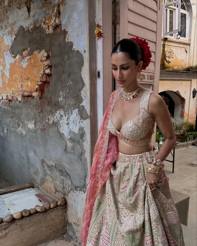 Diksha J Singh photo 1 of 166