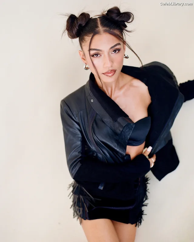 Dior Goodjohn photo 16 of 63
