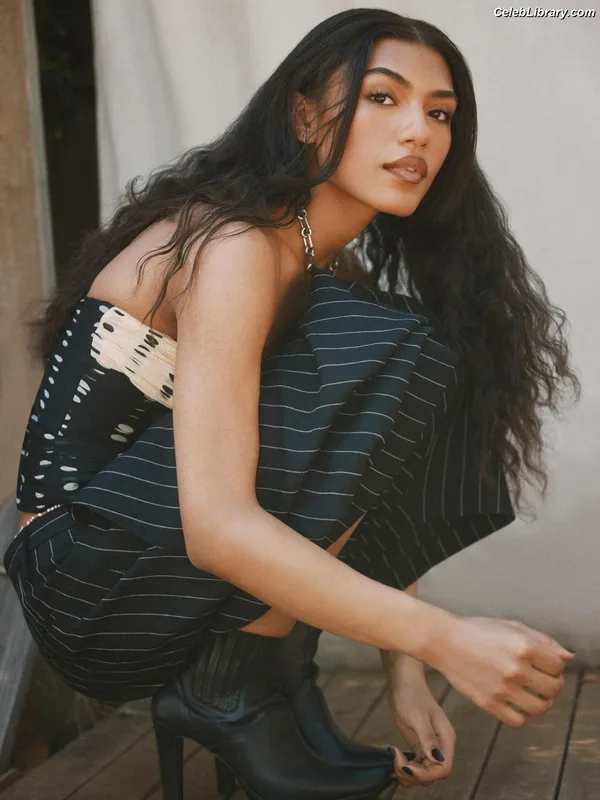 Dior Goodjohn photo 7 of 63