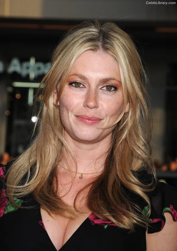 Diora Baird photo 12 of 27