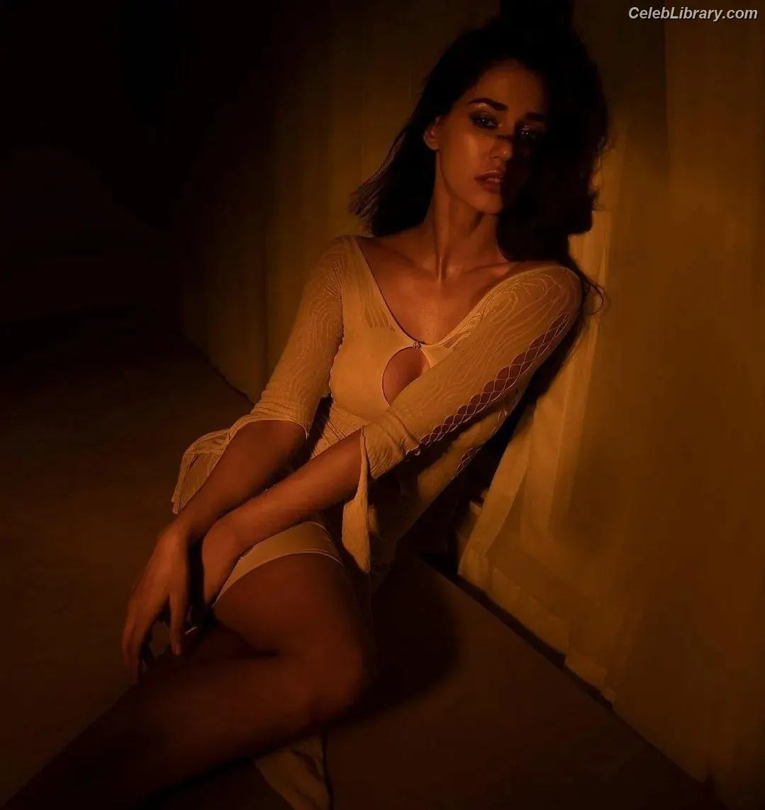 Disha Patani photo 13 of 528