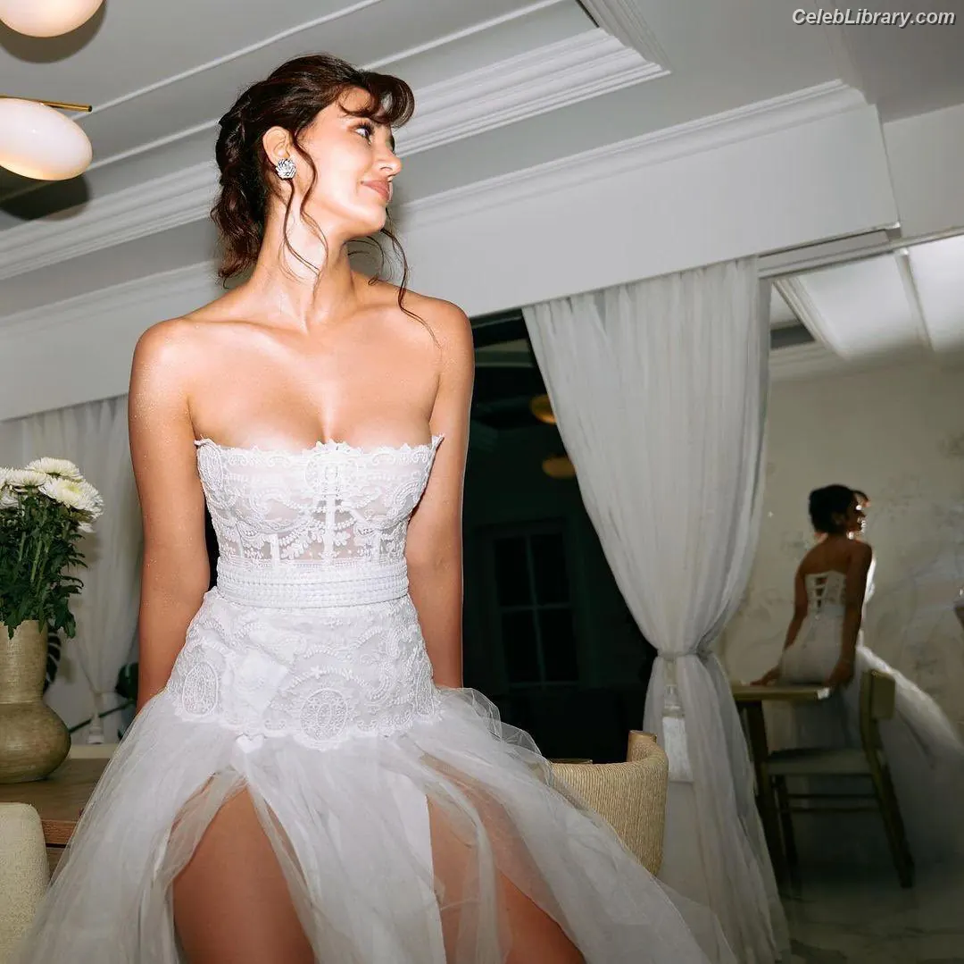 Disha Patani photo 13 of 528