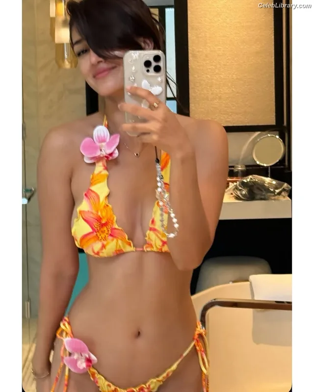 Disha Patani photo 5 of 529