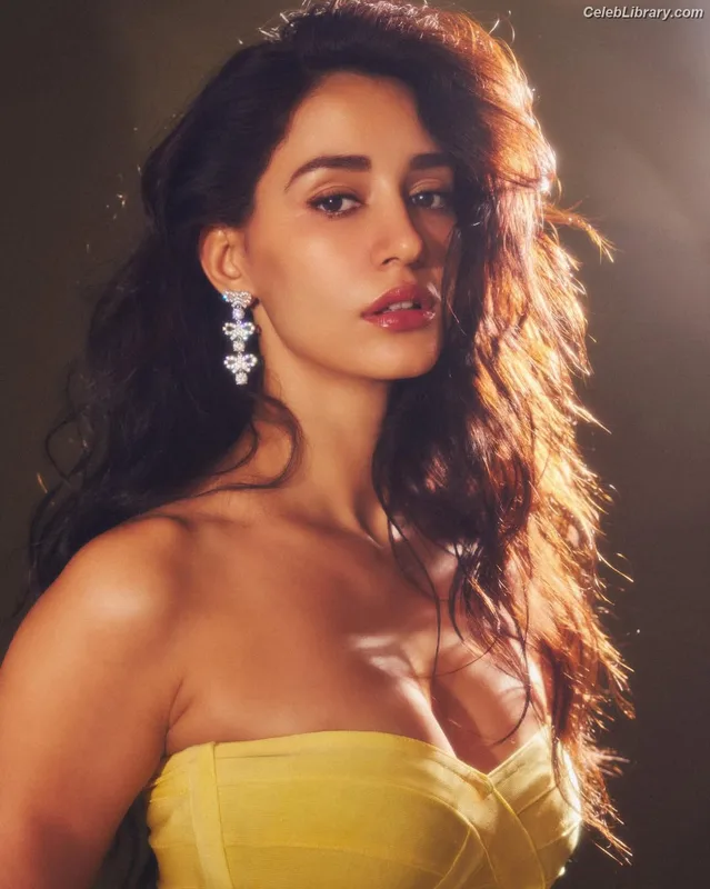 Disha Patani photo 8 of 529