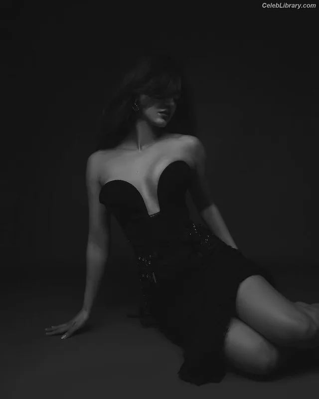 Disha Patani photo 1 of 529