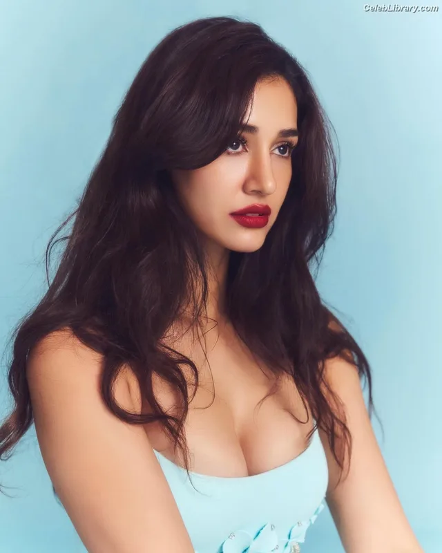 Disha Patani photo 4 of 529
