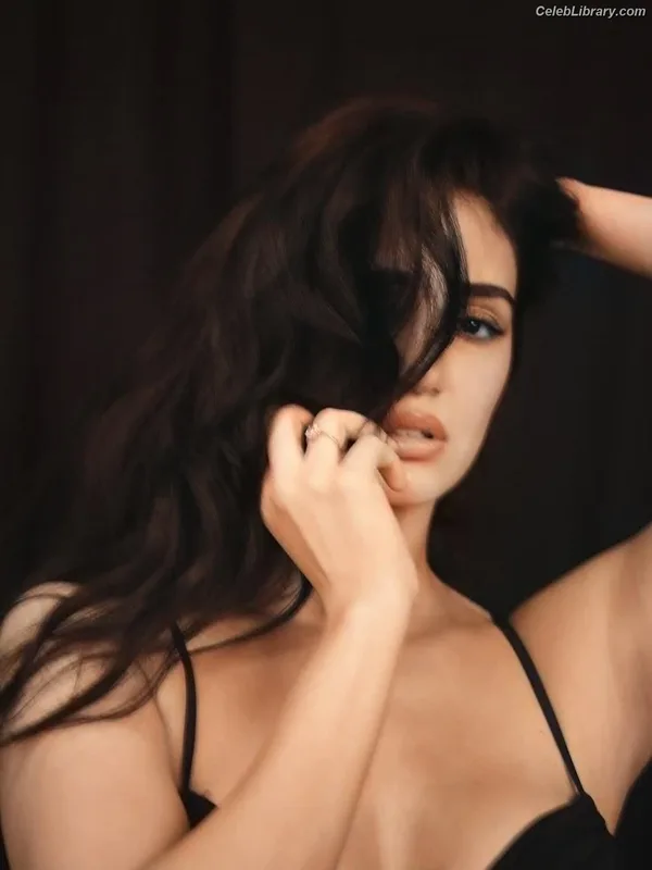 Disha Patani photo 23 of 529