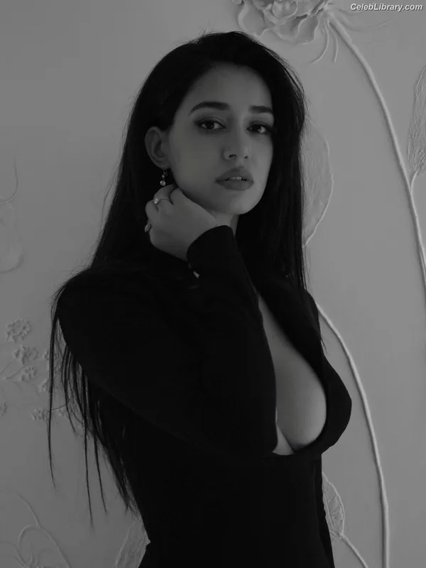 Disha Patani photo 6 of 529