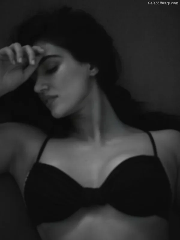 Disha Patani photo 8 of 529
