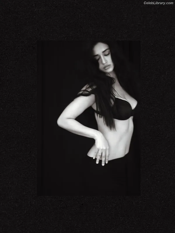 Disha Patani photo 10 of 529