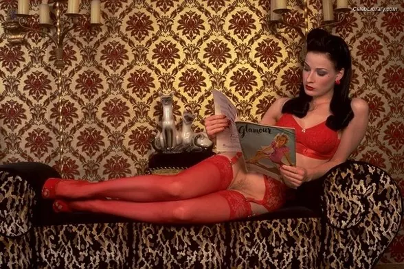 Dita Von Teese photo 10 of 562