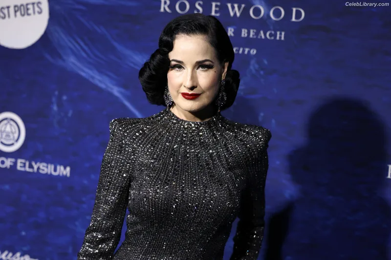 Dita Von Teese photo 6 of 564