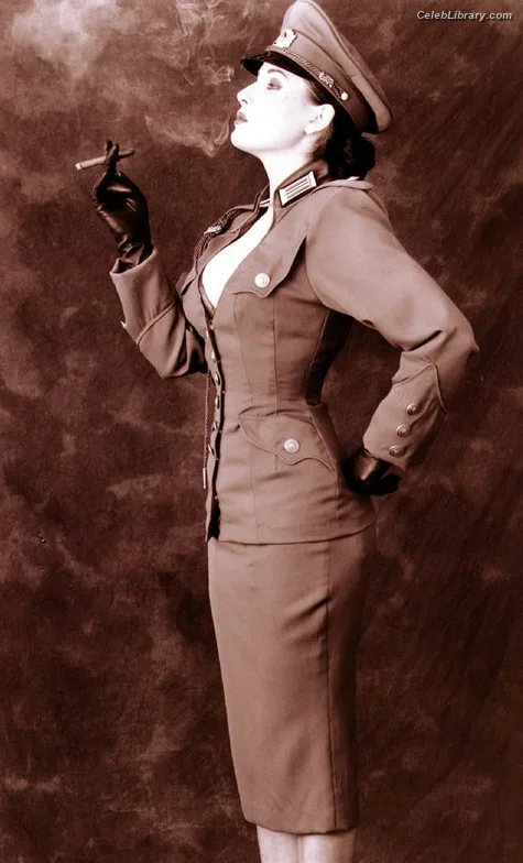Dita Von Teese photo 20 of 564