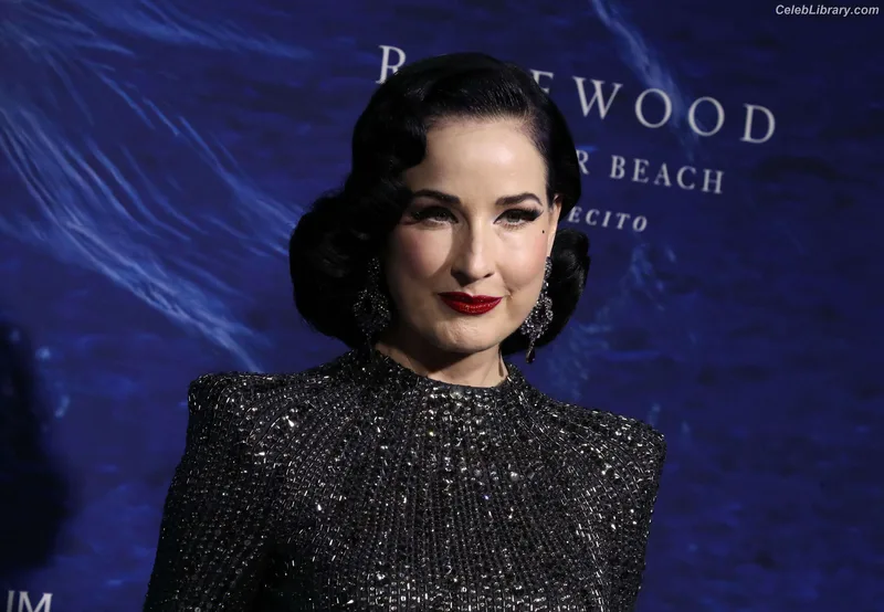 Dita Von Teese photo 20 of 564