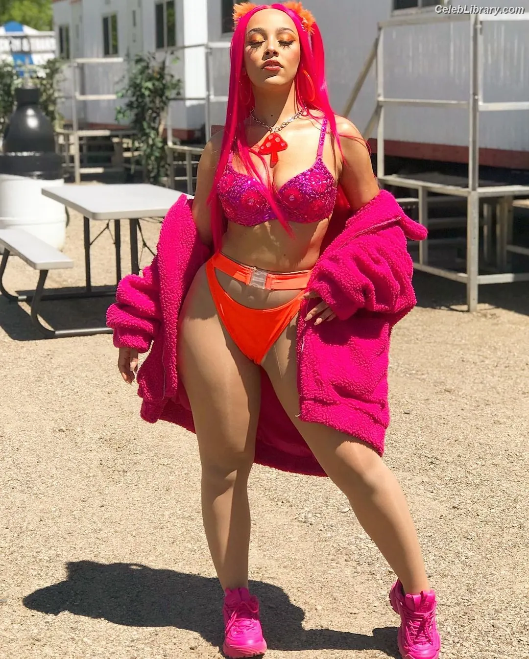 Doja Cat photo 24 of 1963