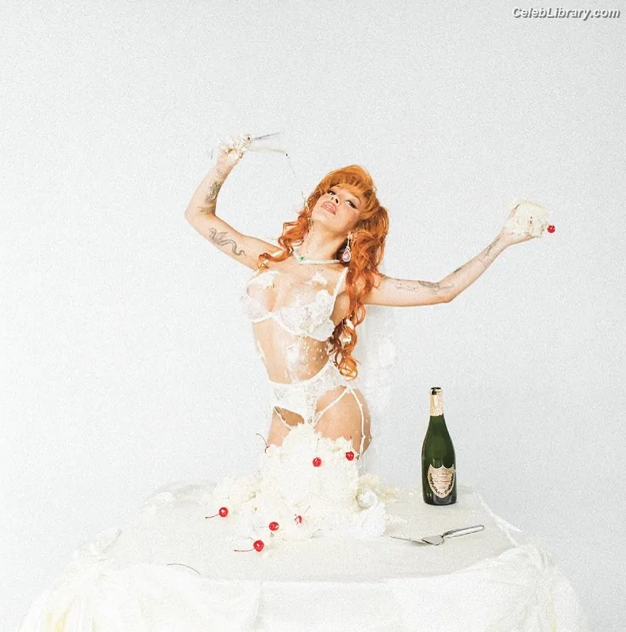 Doja Cat photo 14 of 1963