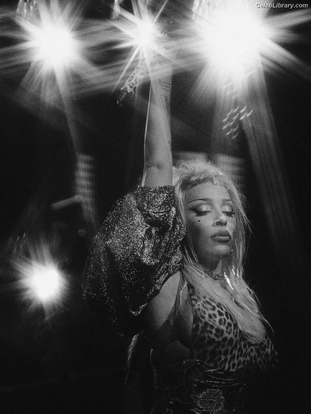 Doja Cat photo 12 of 1963