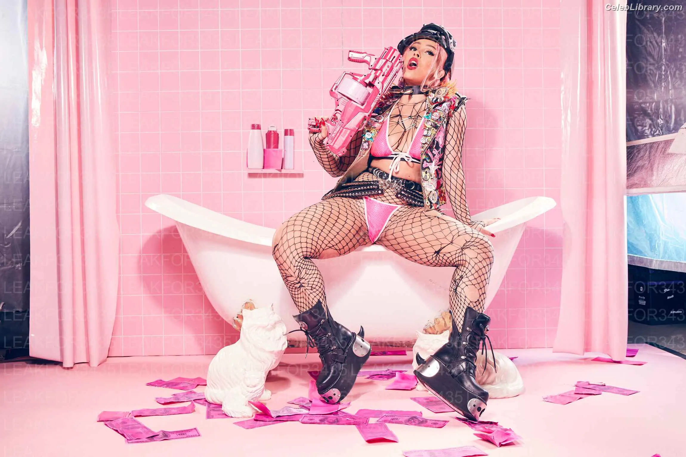 Doja Cat photo 3 of 1963