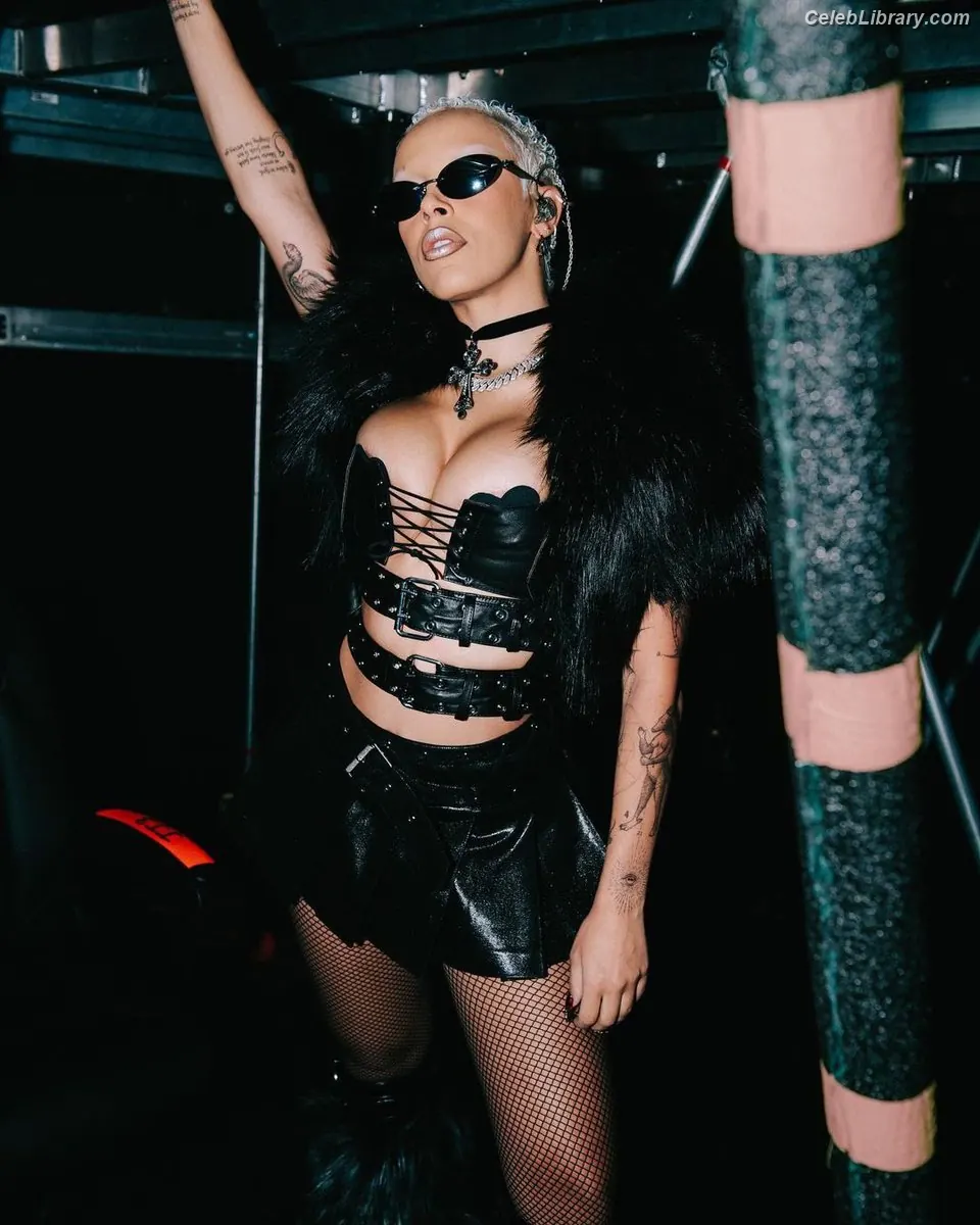 Doja Cat photo 18 of 1963