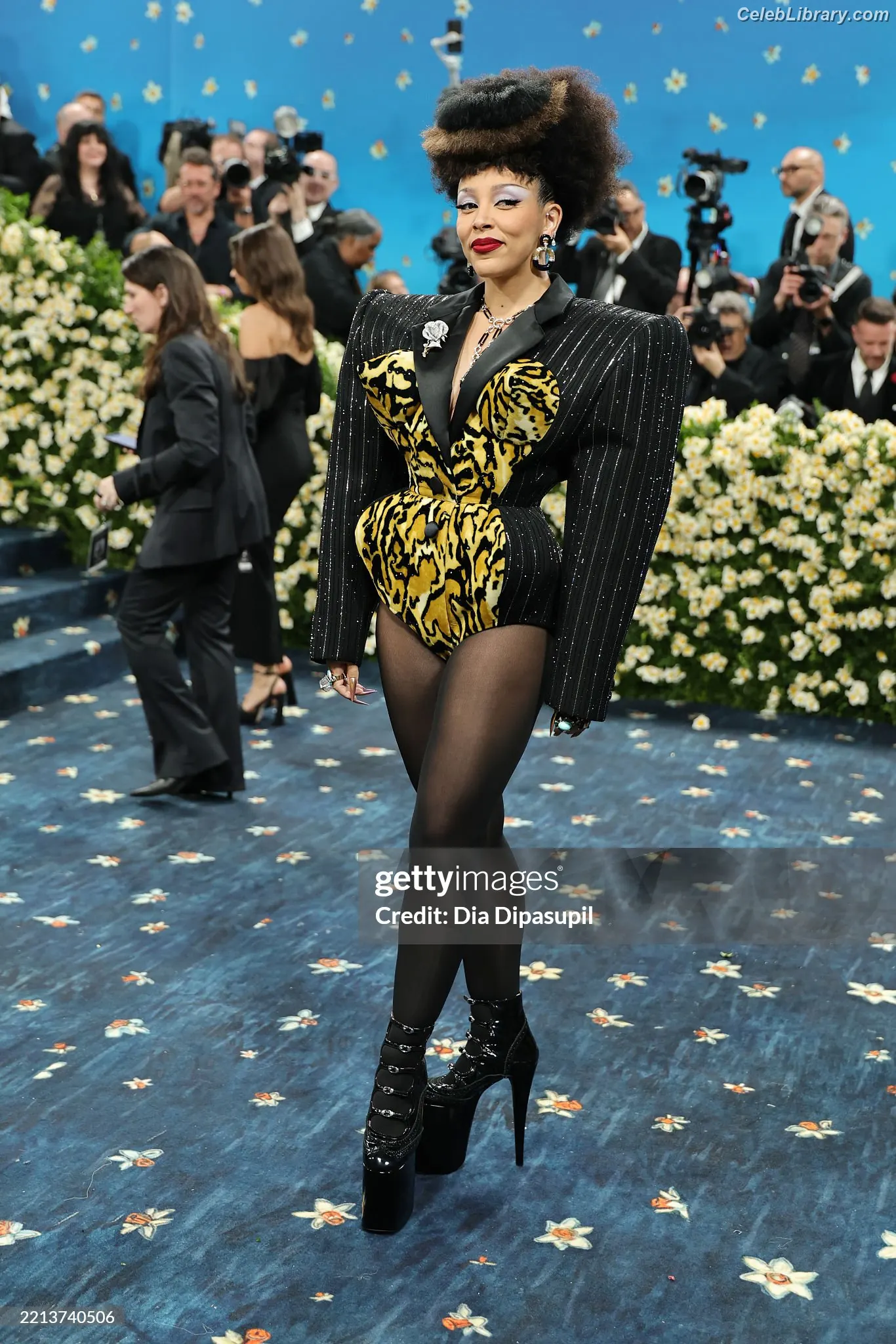 Doja Cat photo 2 of 1963