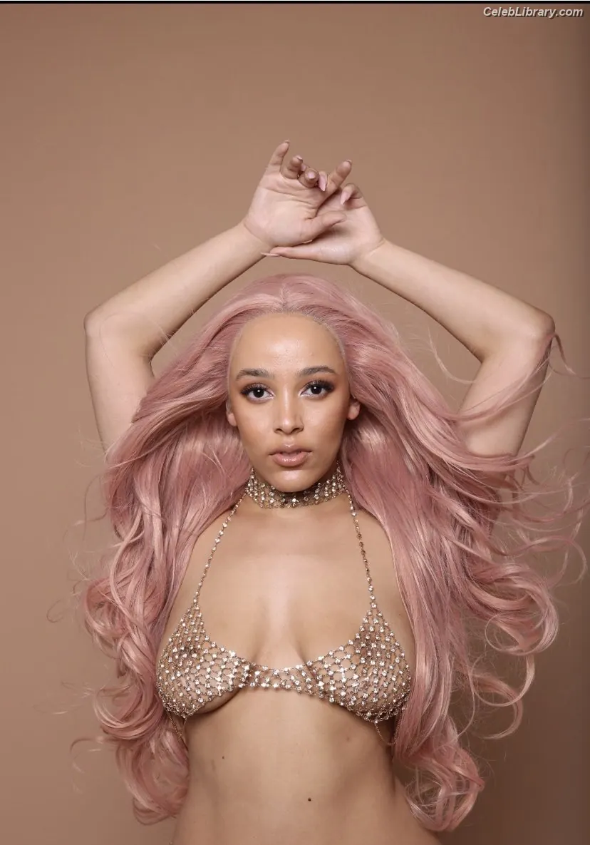 Doja Cat photo 9 of 1963
