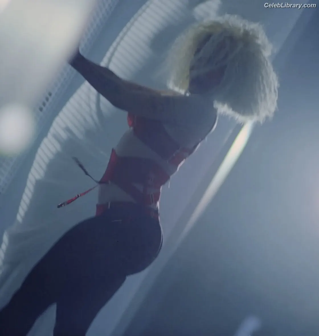 Doja Cat photo 9 of 1963