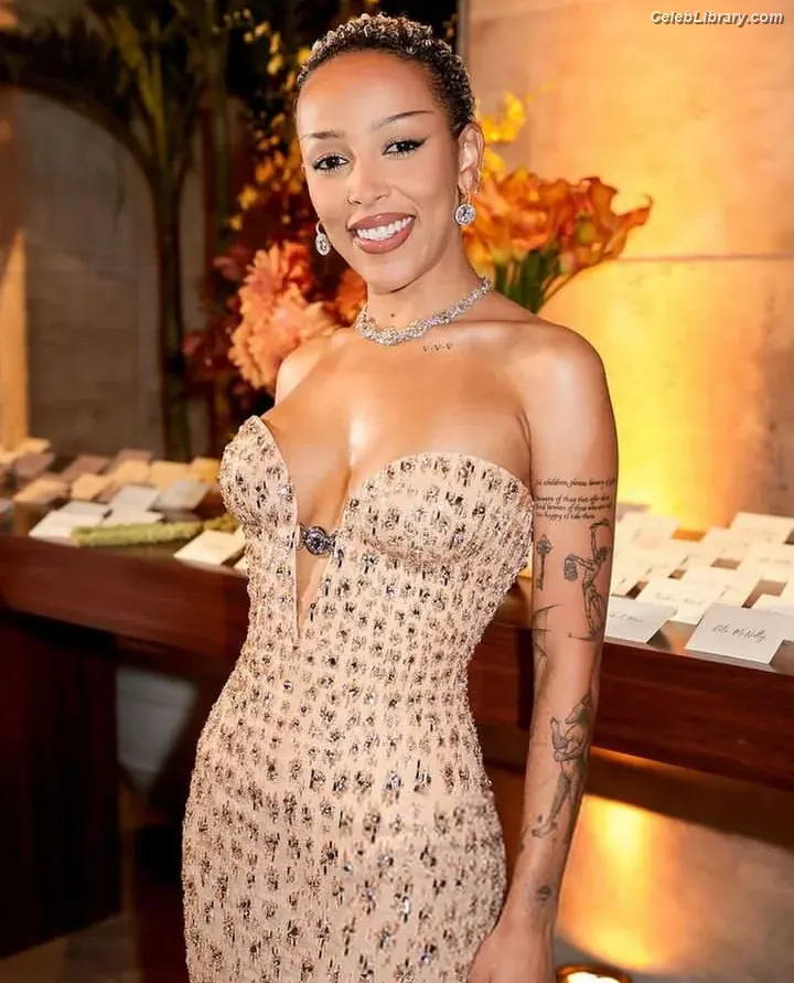Doja Cat photo 19 of 1963