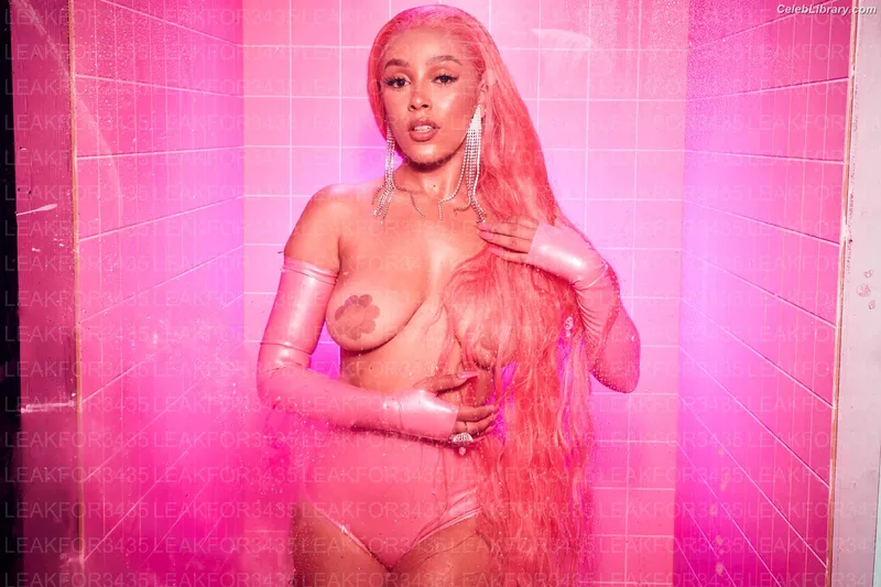 Doja Cat photo 13 of 1960