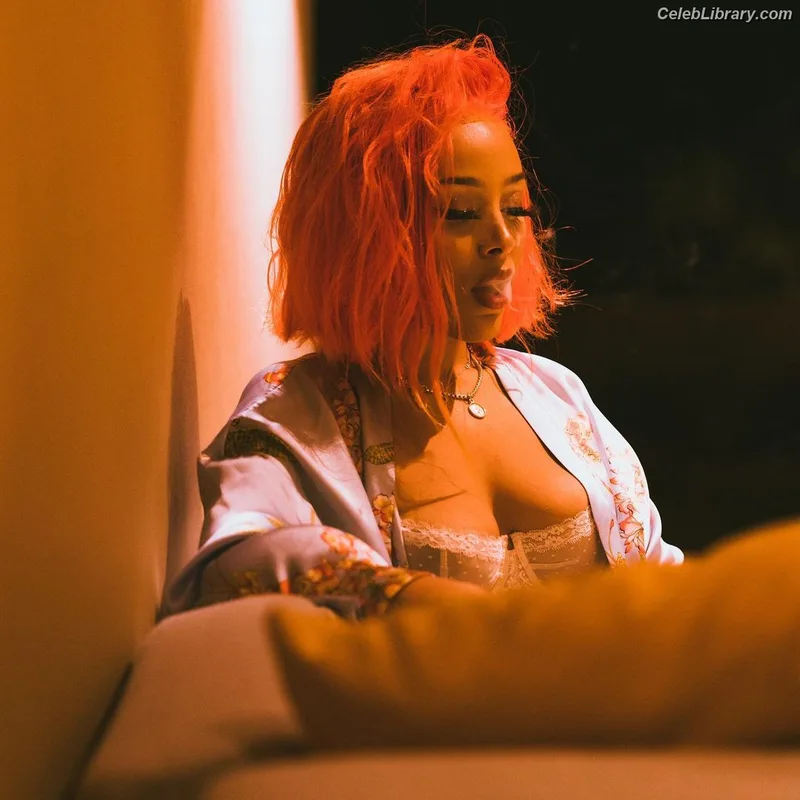Doja Cat photo 21 of 1960